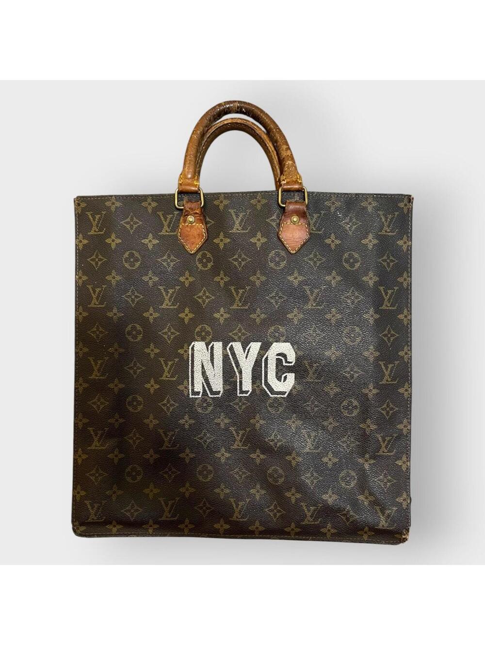 Louis Vuitton NYC Lettering Sac Plat tote